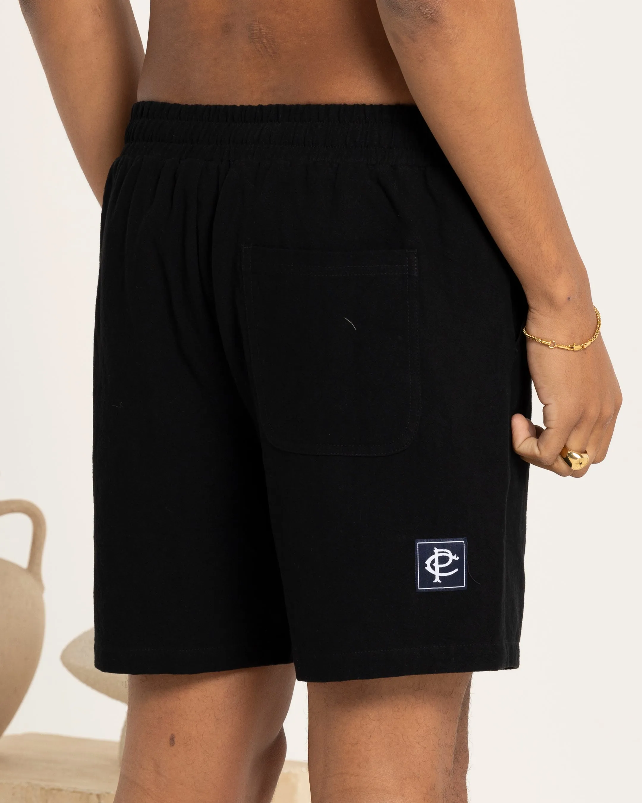 Carre Wave Shorts Black