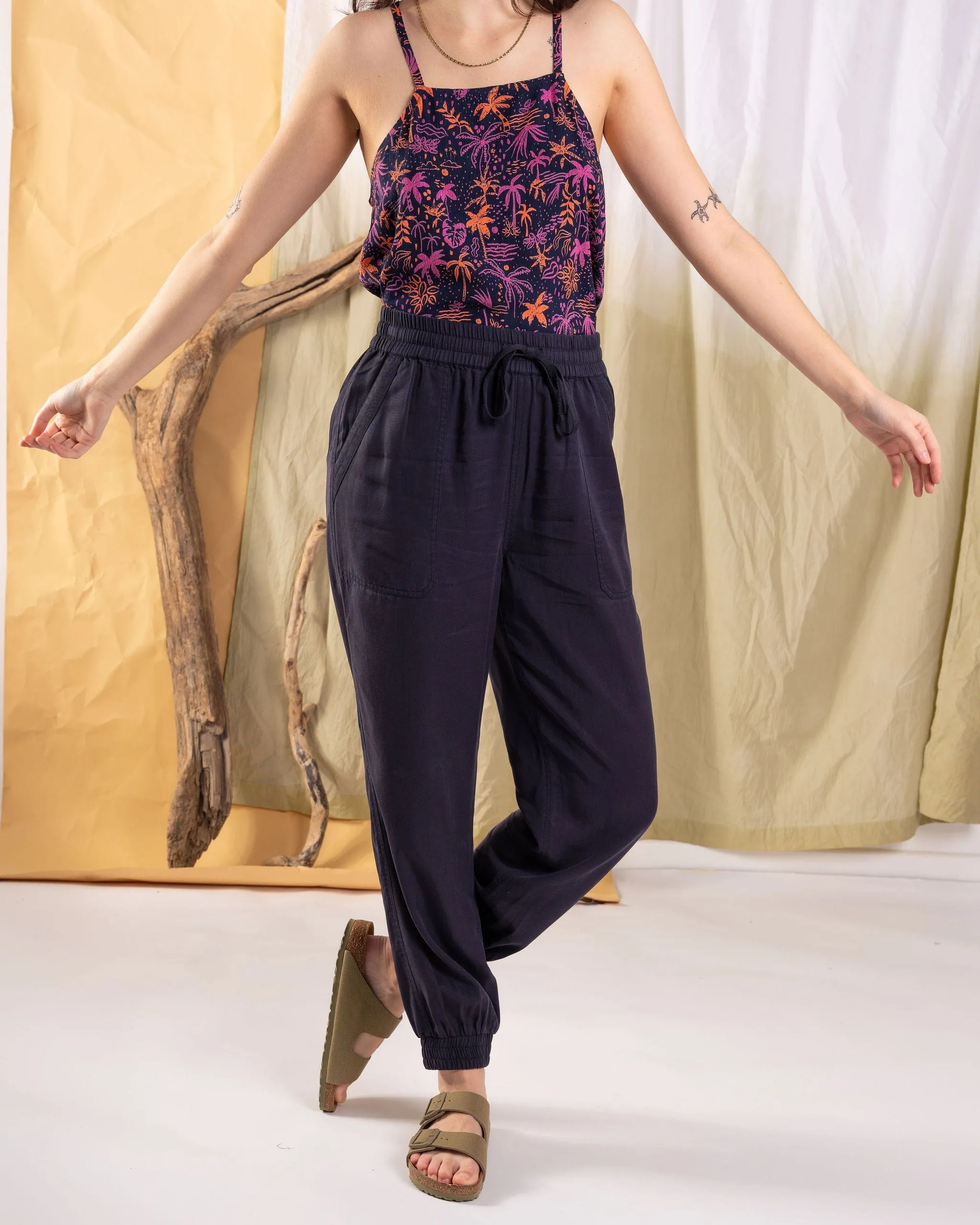 Sola - Womens Lightweight Joggers - Blue
