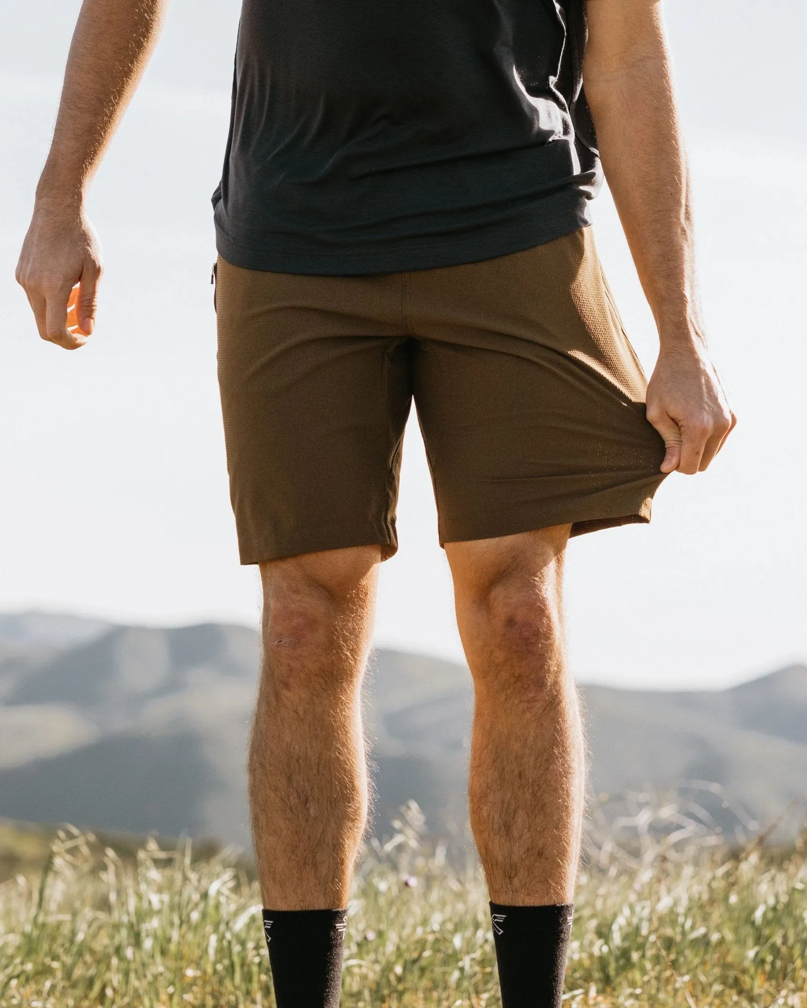 Vent Lightweight Active Shorts 9"
